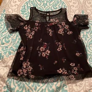 Black Flower Print Blouse Size M